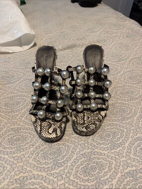 Karl Lagerfeld Black Snakeskin Pearl-Embellished Slide Mules